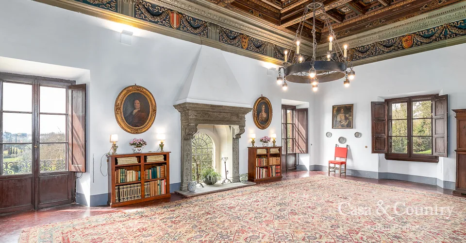 5 bed  For Sale in Florence,  - photo 9