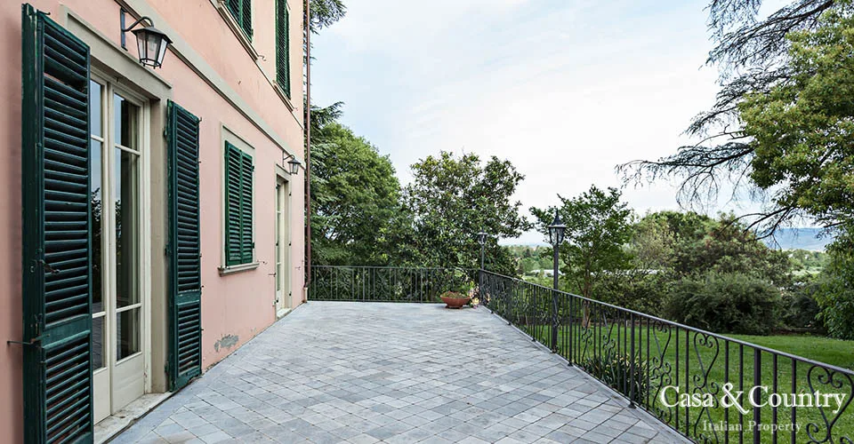 6 bed  For Sale in Lucca,  - 4