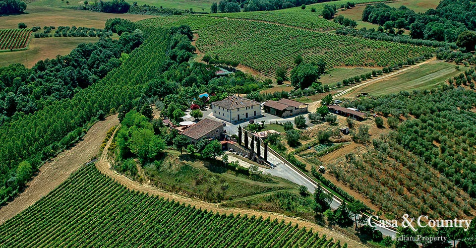 12 bed  For Sale in Chianti Classico,  - 1