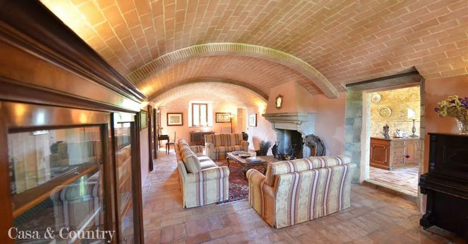 5 bed  For Sale in San Gimignano,  - 3