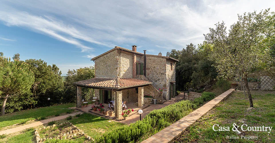 3 bed  For Sale in Siena,  - 2