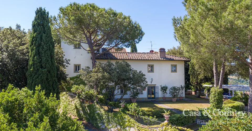 5 bed  For Sale in Florence, 
