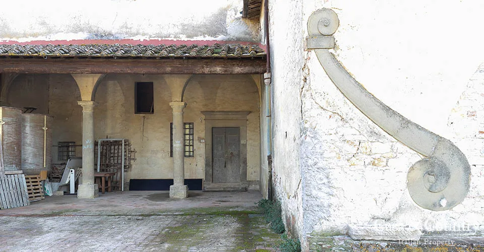 8 bed  For Sale in Florence Countryside,  - photo 15