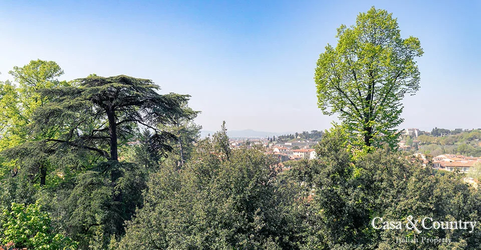 2 bed  For Sale in Florence Centre,  - 3