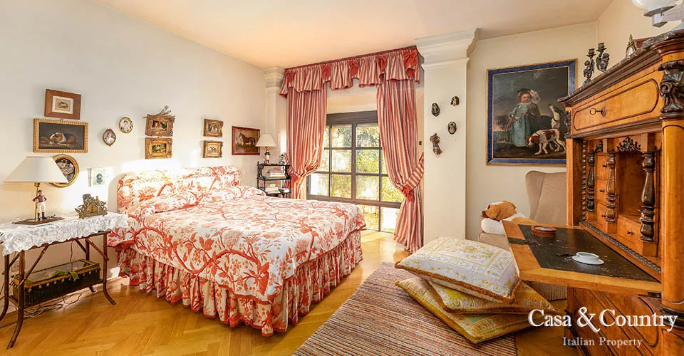 8 bed  For Sale in Florence,  - photo 22