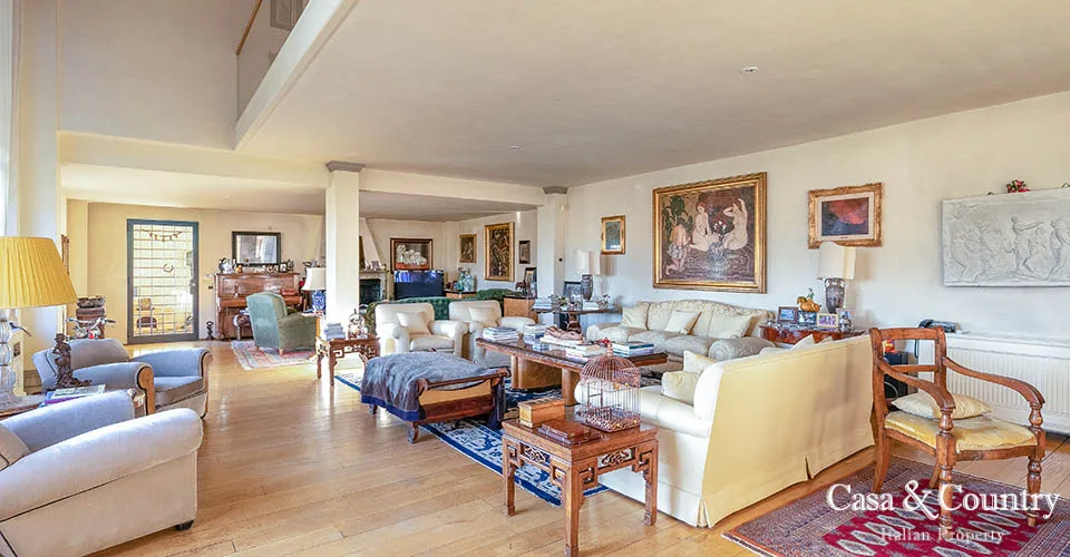 8 bed  For Sale in Florence,  - photo 16