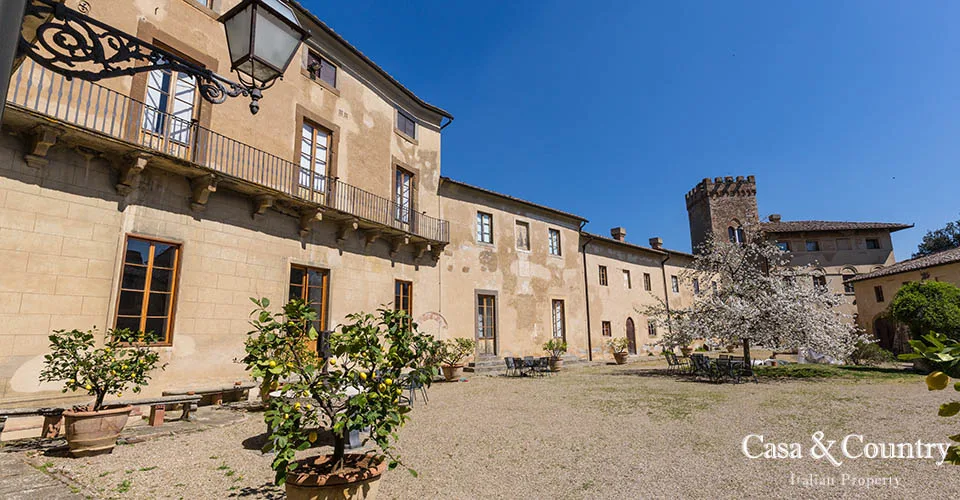 19 bed  For Sale in Florence,  - photo 9