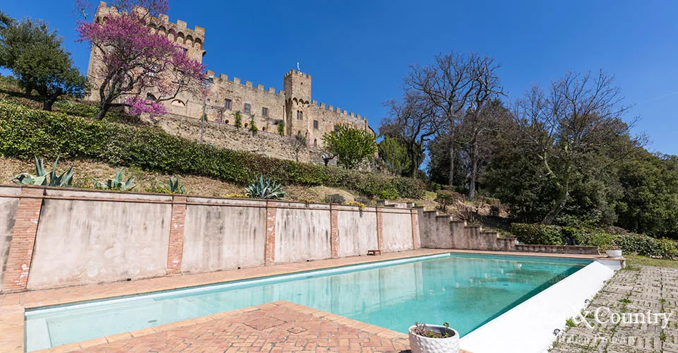19 bed  For Sale in Florence,  - photo 14
