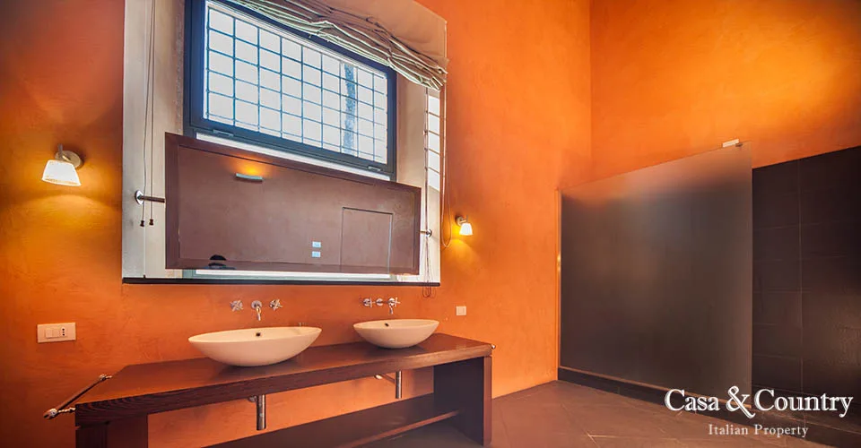 12 bed  For Sale in Florence,  - photo 42