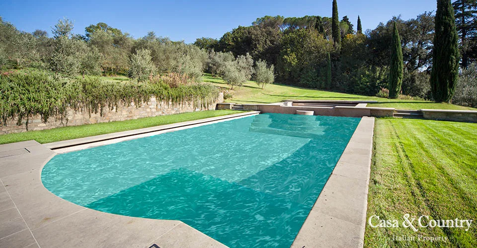 12 bed  For Sale in Florence,  - photo 8