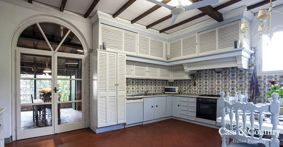 5 bed  For Sale in Chianti,  - photo 12