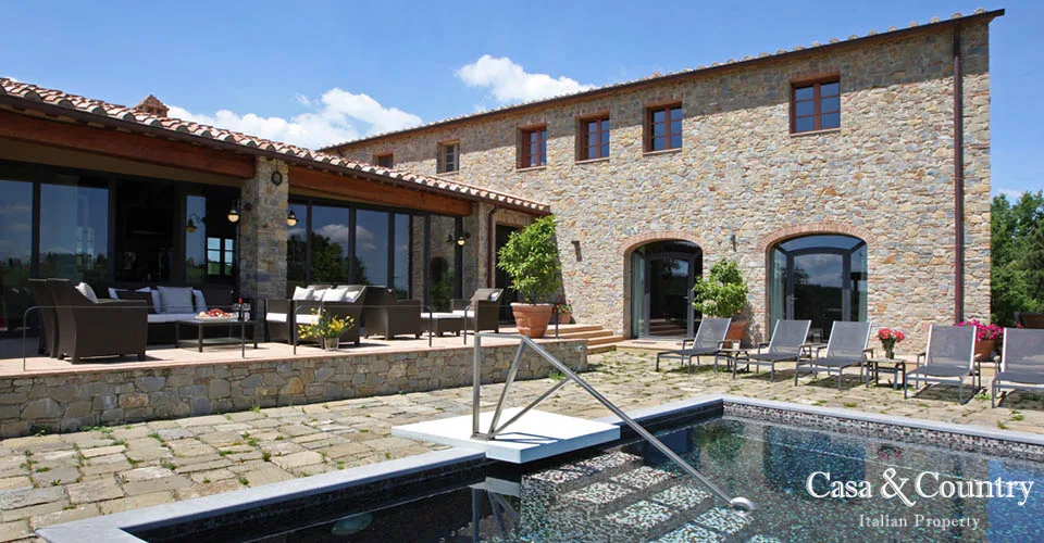 6 bed  For Sale in Siena,  - 2