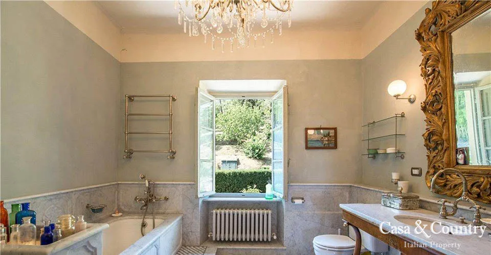 9 bed  For Sale in Lucca,  - photo 25