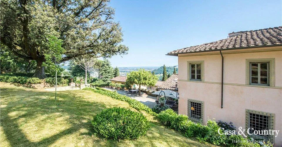 9 bed  For Sale in Lucca,  - photo 9