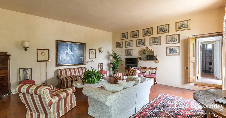 5 bed  For Sale in Florence,  - photo 21
