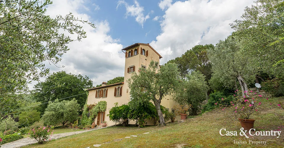 5 bed  For Sale in Florence,  - photo 2
