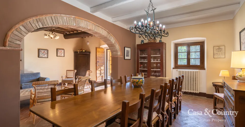 7 bed  For Sale in Florence Hills,  - photo 9