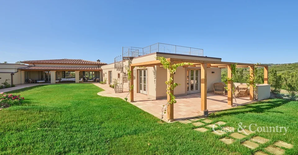 4 bed  For Sale in Volterra,  - photo 10