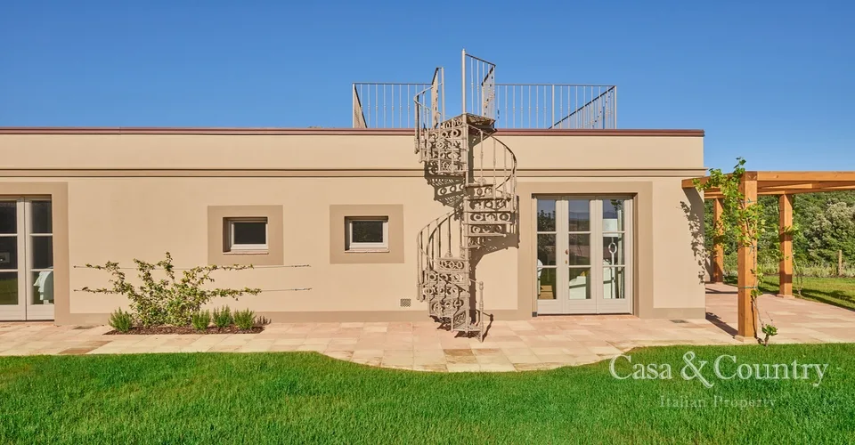 4 bed  For Sale in Volterra,  - photo 12