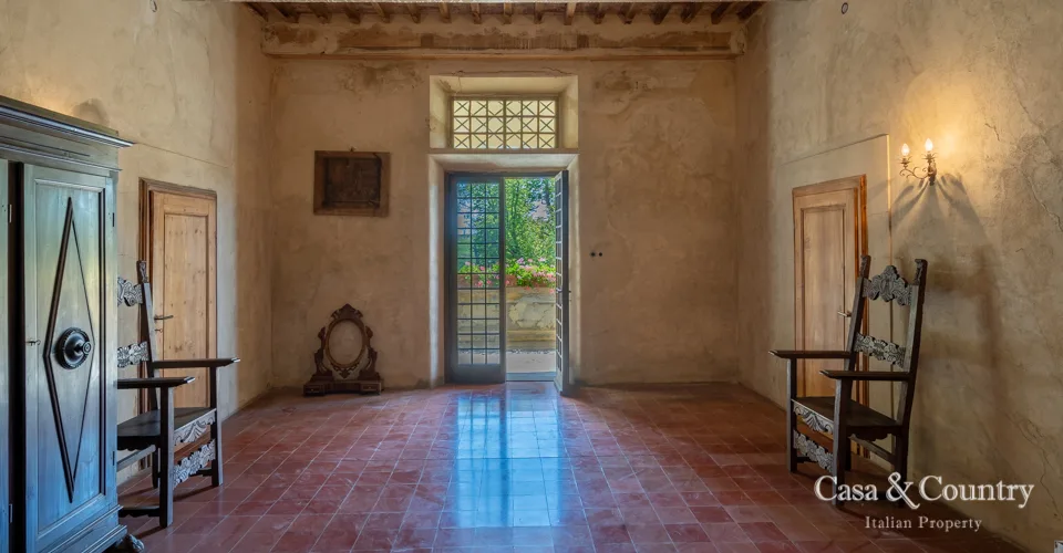 8 bed  For Sale in Chianti Classico,  - photo 11