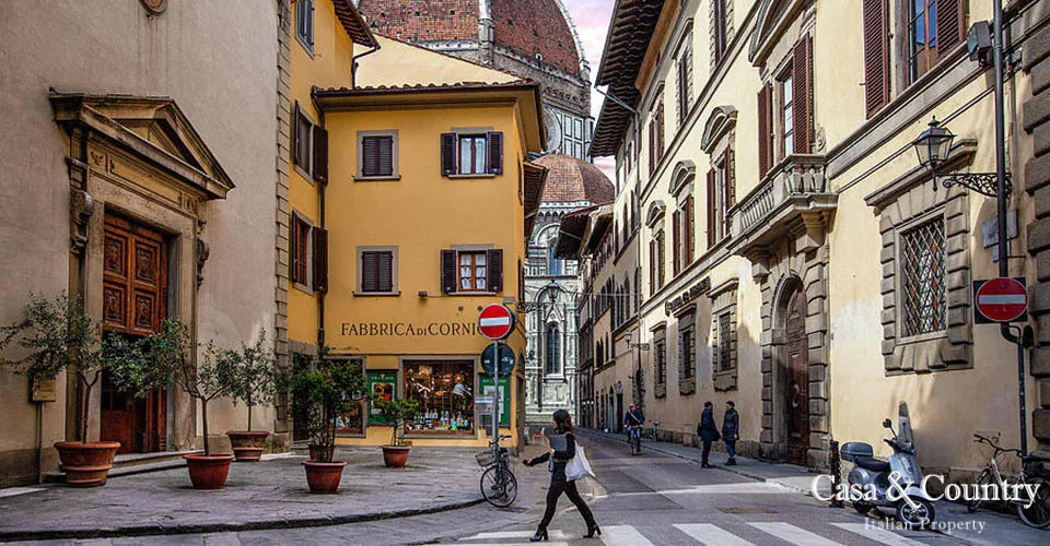 3 bed  For Sale in Central Florence, 
