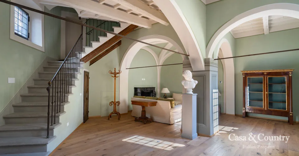 3 bed  For Sale in Florence, 