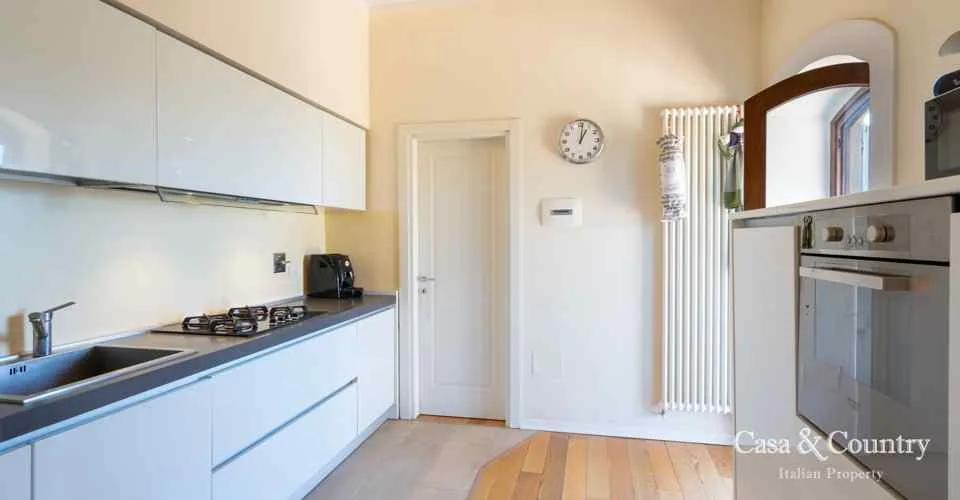 34 bed  For Sale in Florence,  - photo 11