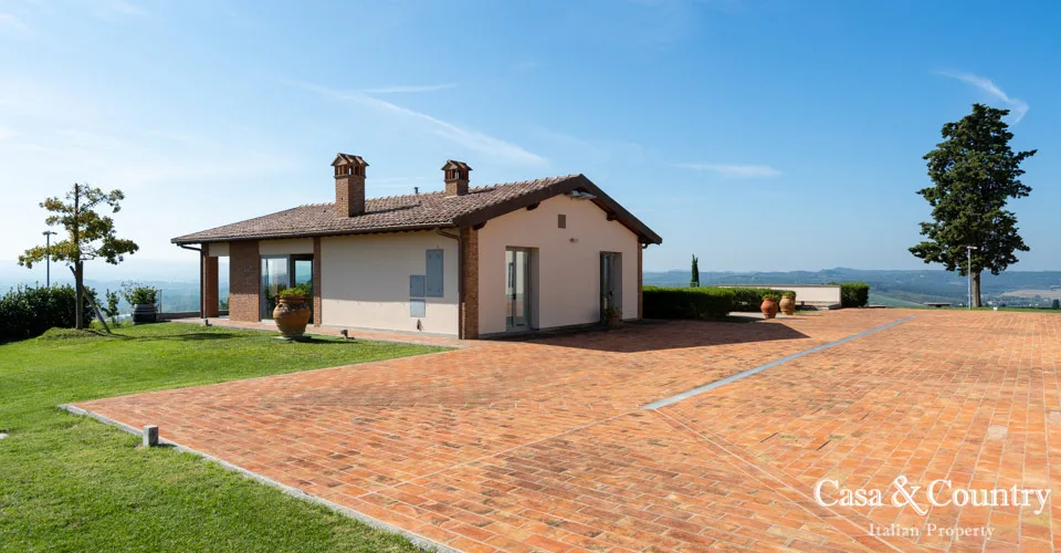 15 bed  For Sale in Florence,  - photo 12