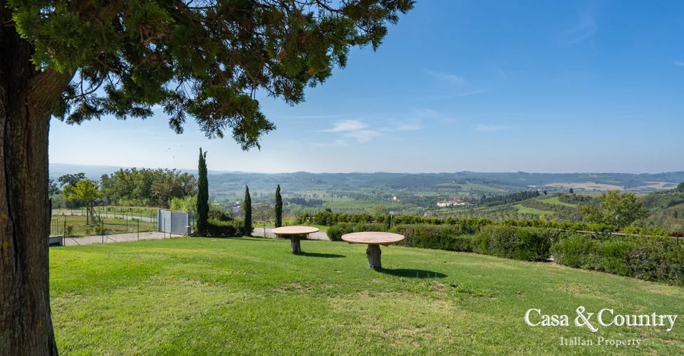 15 bed  For Sale in Florence,  - photo 28