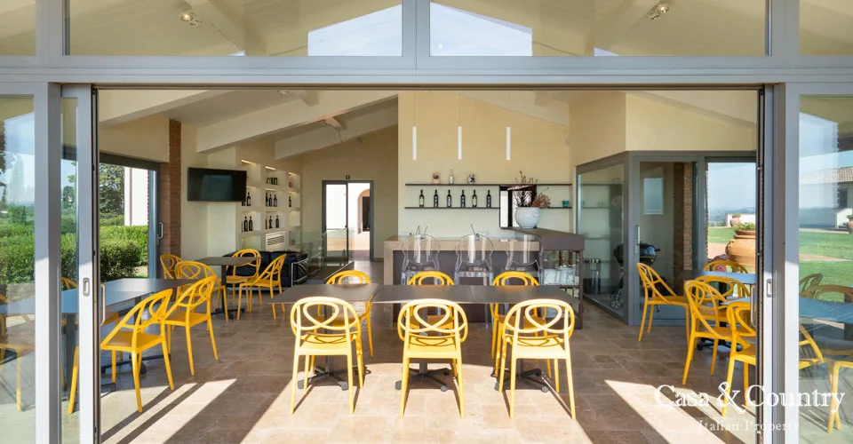 15 bed  For Sale in Florence,  - photo 27