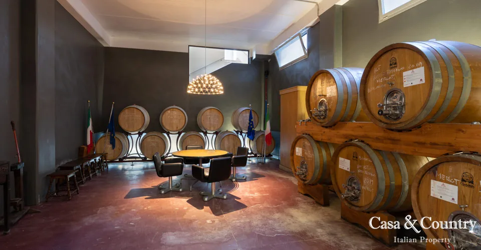 15 bed  For Sale in Florence,  - photo 23