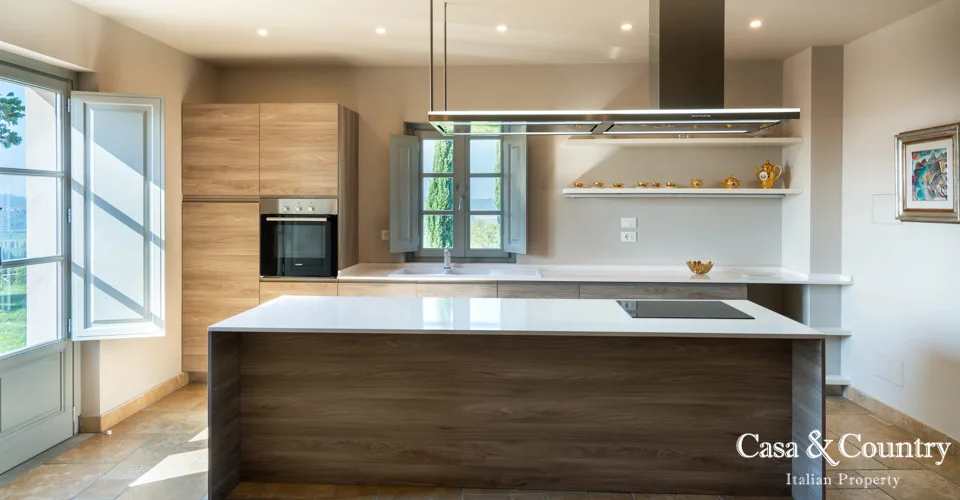 15 bed  For Sale in Florence,  - photo 17