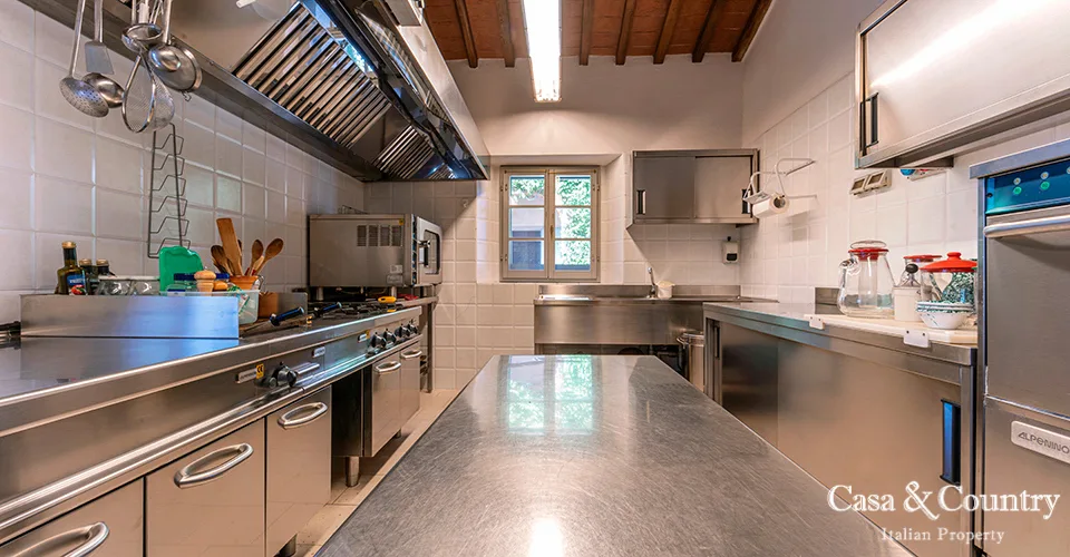 9 bed  For Sale in Chianti,  - photo 38