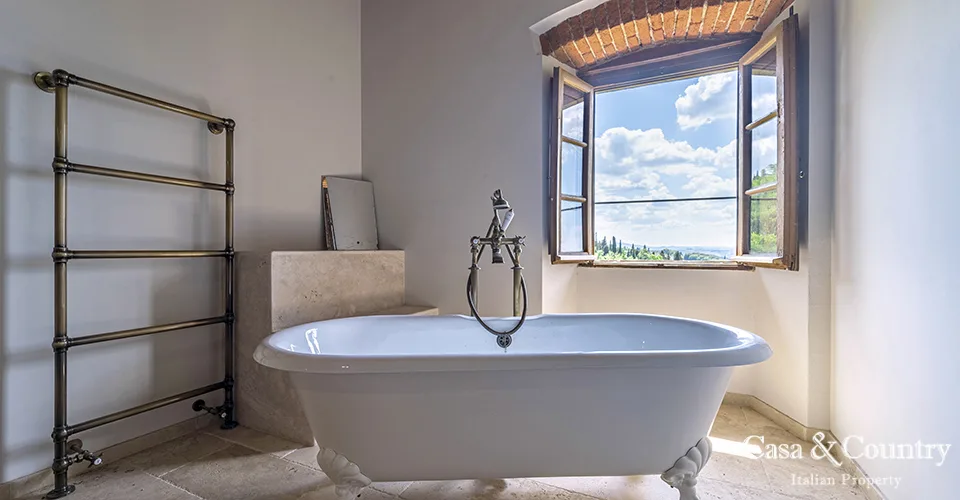 7 bed  For Sale in Florence, 