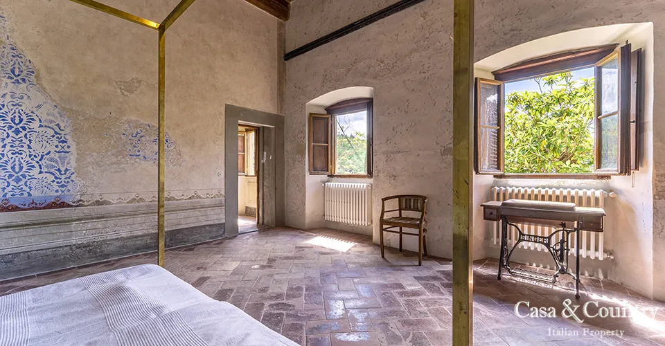 7 bed  For Sale in Florence,  - photo 34