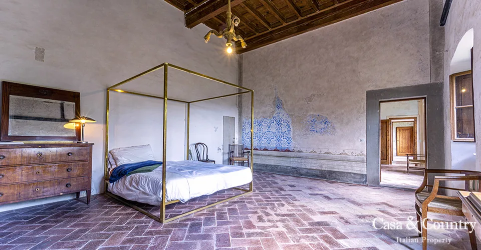 7 bed  For Sale in Florence,  - photo 36