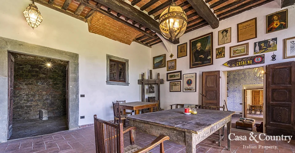 7 bed  For Sale in Florence,  - photo 16