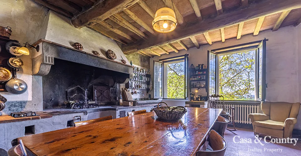 7 bed  For Sale in Florence,  - photo 49