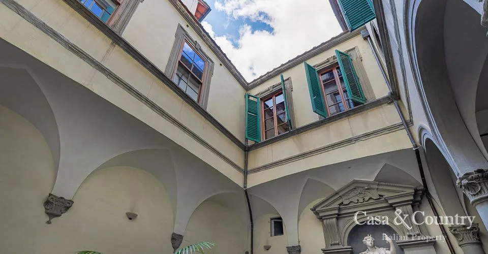 17 bed  For Sale in Florence,  - 6