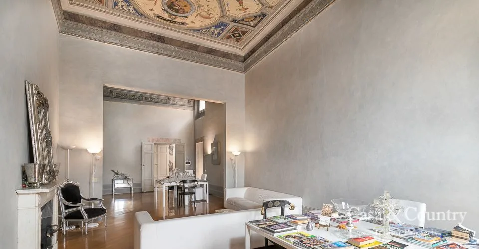 17 bed  For Sale in Florence,  - photo 11