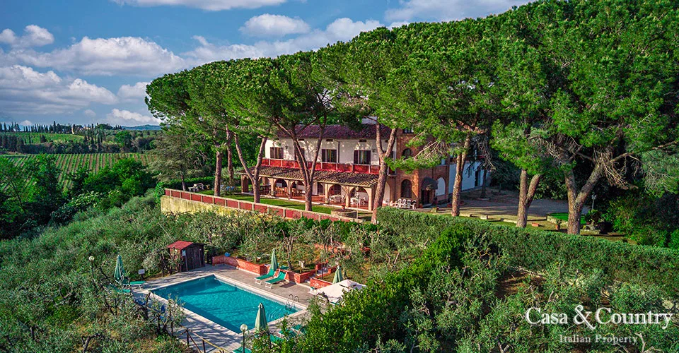 9 bed  For Sale in Chianti,  - 3
