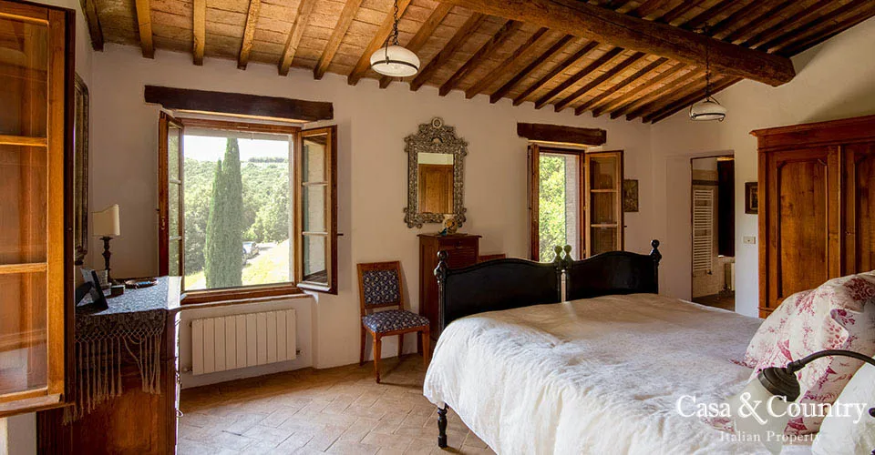 5 bed  For Sale in Montalcino,  - photo 17