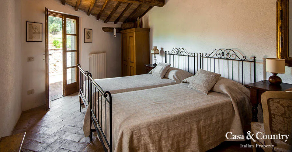 5 bed  For Sale in Montalcino,  - photo 20