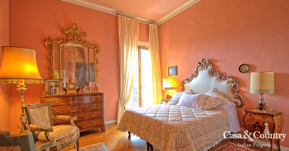 5 bed  For Sale in Florence,  - photo 16