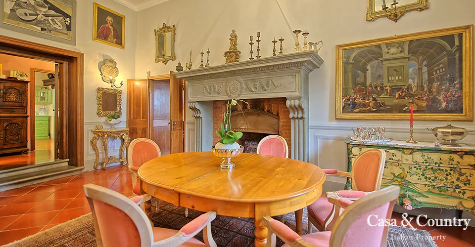 5 bed  For Sale in Florence,  - photo 8