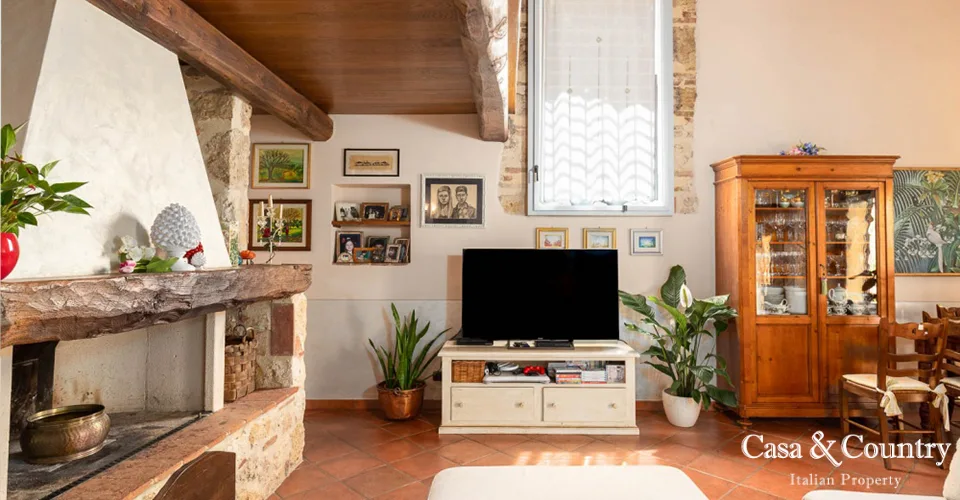 4 bed  For Sale in Siena,  - photo 11