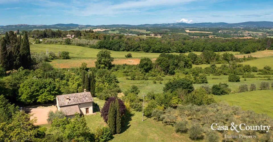 4 bed  For Sale in Siena,  - 5
