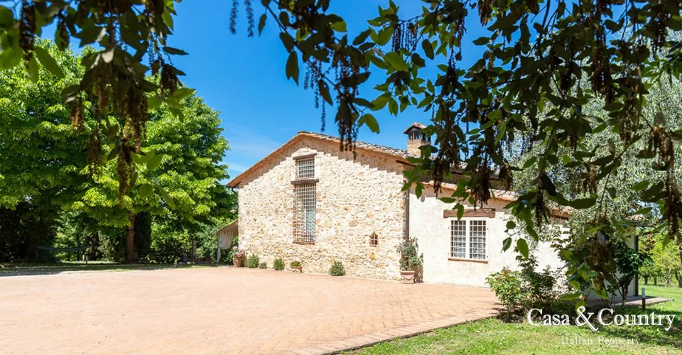 4 bed  For Sale in Siena,  - photo 7