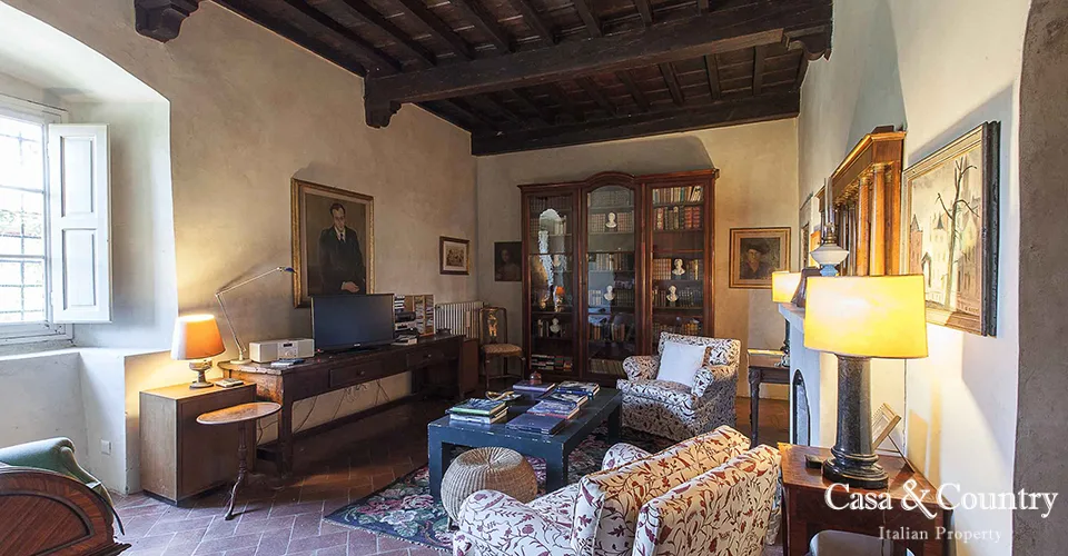 6 bed  For Sale in Florence,  - photo 12