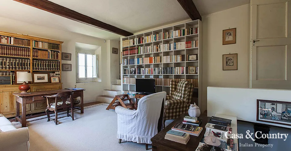 6 bed  For Sale in Florence,  - photo 13